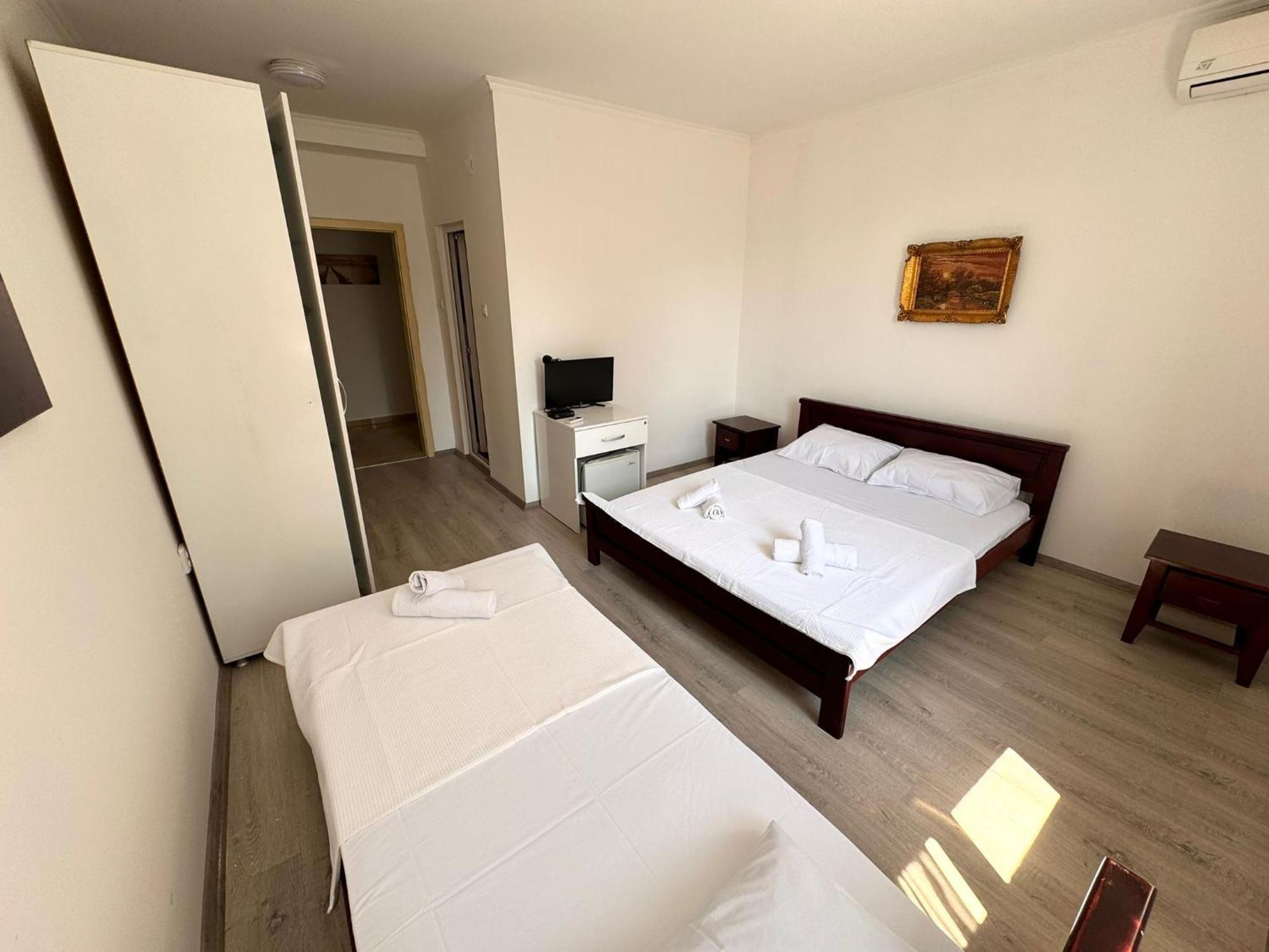 Hotel Istanbul 斯科普里 外观 照片