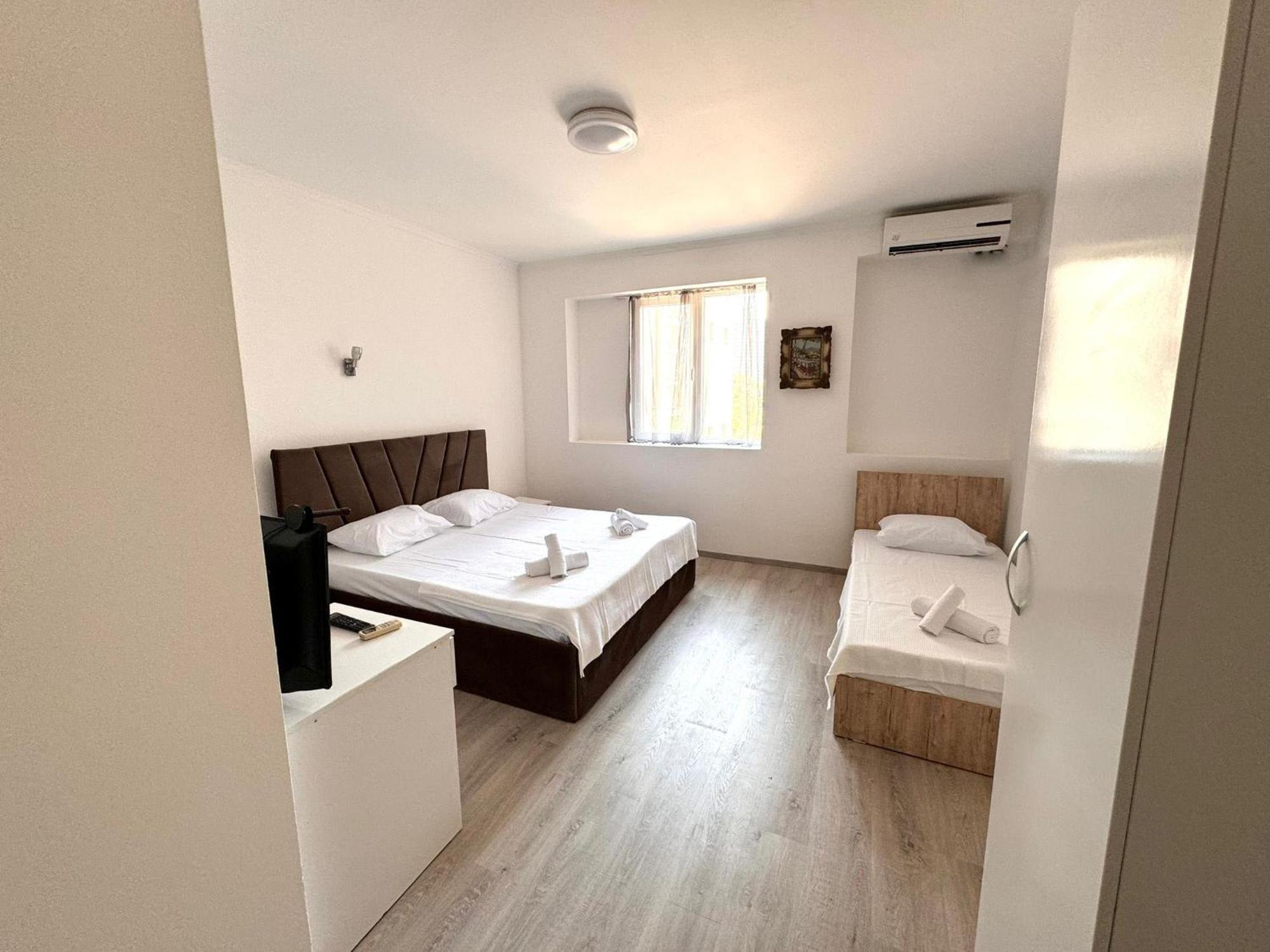Hotel Istanbul 斯科普里 外观 照片